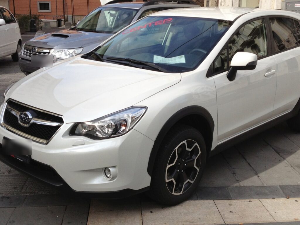 Subaru XV Mk1 (GP) 2012-2017 exterior
