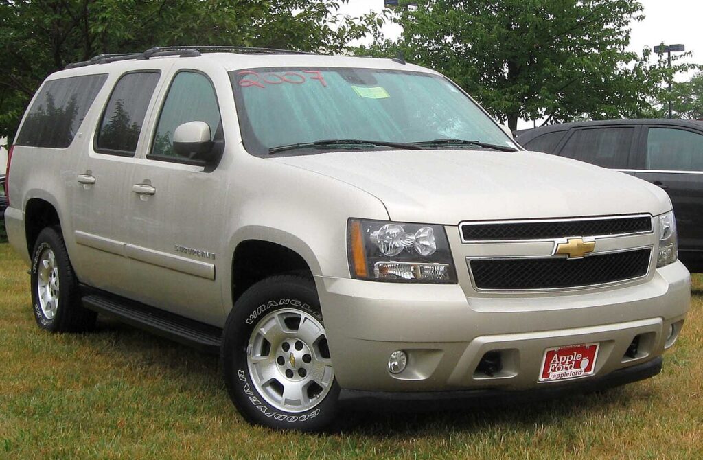 Chevrolet Suburban (GMT900) 2007-2014 exterior