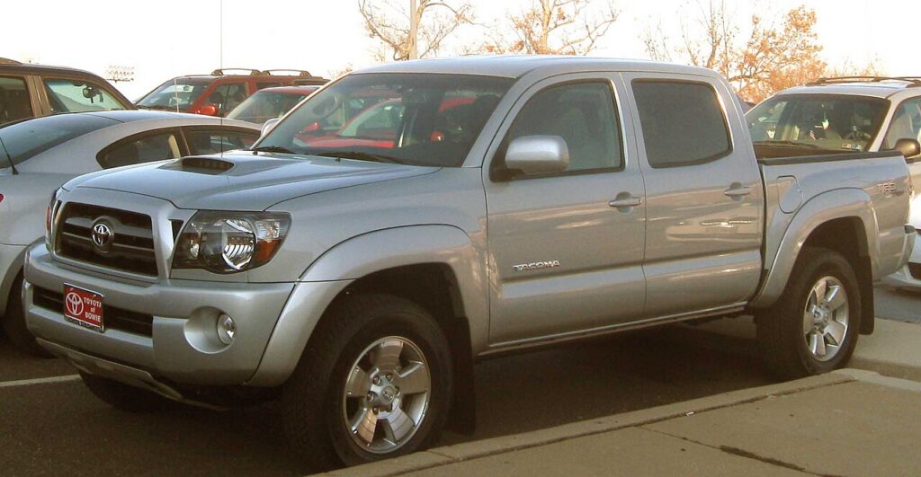 Toyota Tacoma Mk2 (N200) 2005-2015 exterior