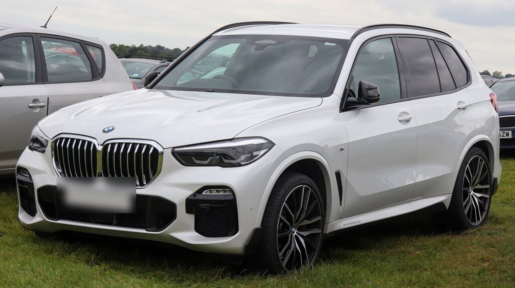 BMW X5 Mk4 (G05) 2018-Present exterior